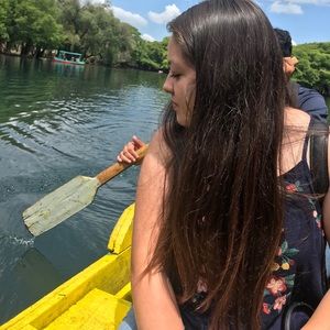 Meet your Posher, Jenny